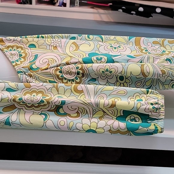 Almost Famous "Want it Wear it Love it" Girls Out Night Dress 💚💛 - Picture 3 of 7